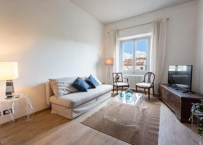 Vecchia Firenze Apartment, Free Parking