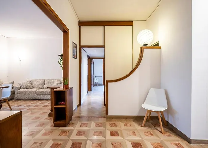 Near Airport 6 Guests - Big Elegant Apartment