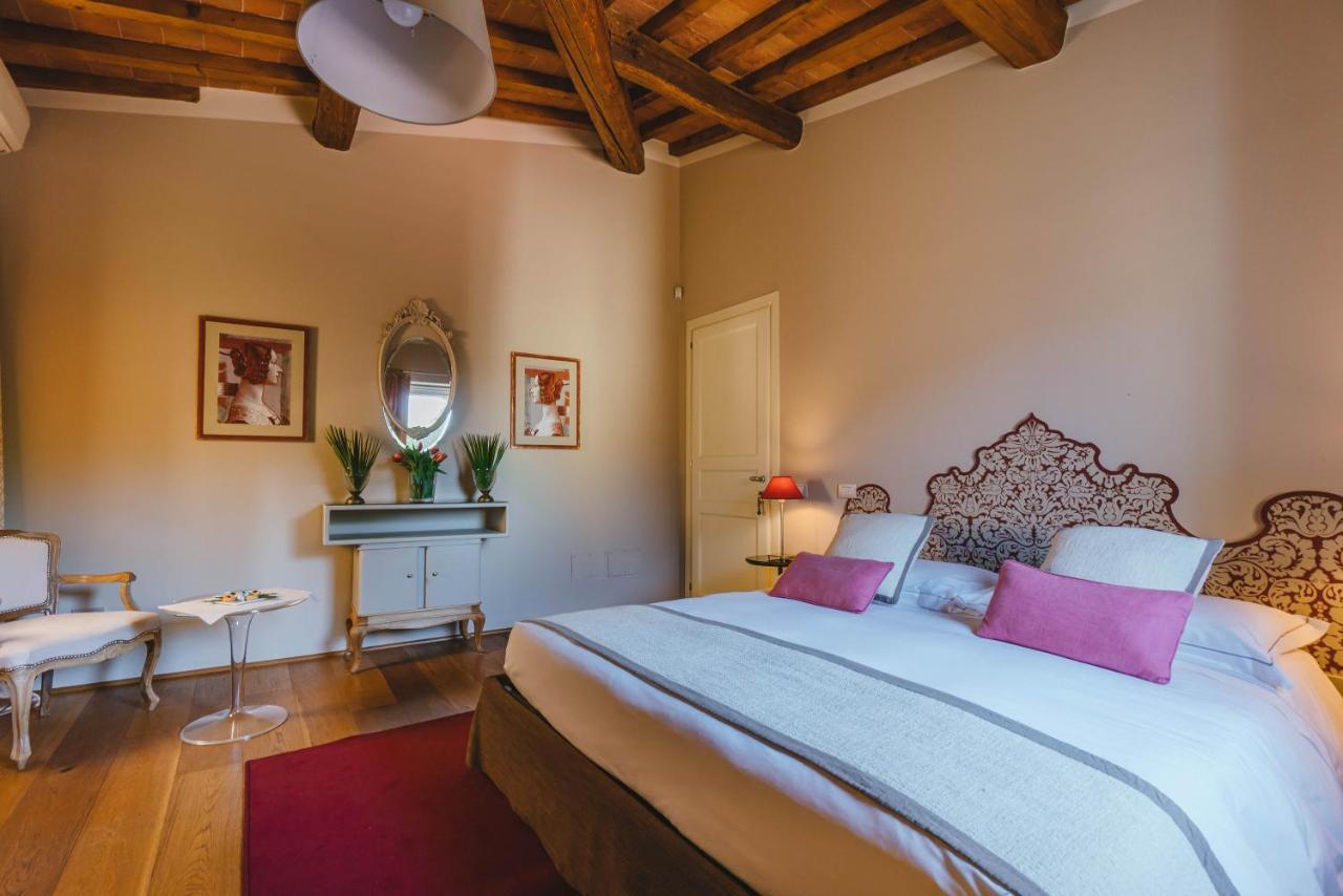 Duchess Boutique De Charme Bed & Breakfast