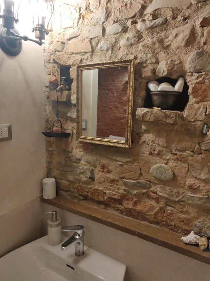 San Lorenzo Church Apartment *
