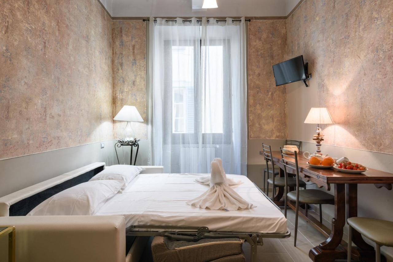 Pinzochere Apartment Florence