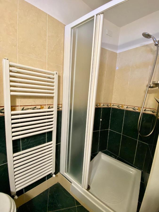 Nice & Roomy Behind The Uffizi Museum Apartment