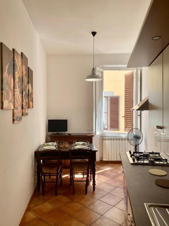 Nice & Roomy Behind The Uffizi Museum * Florence