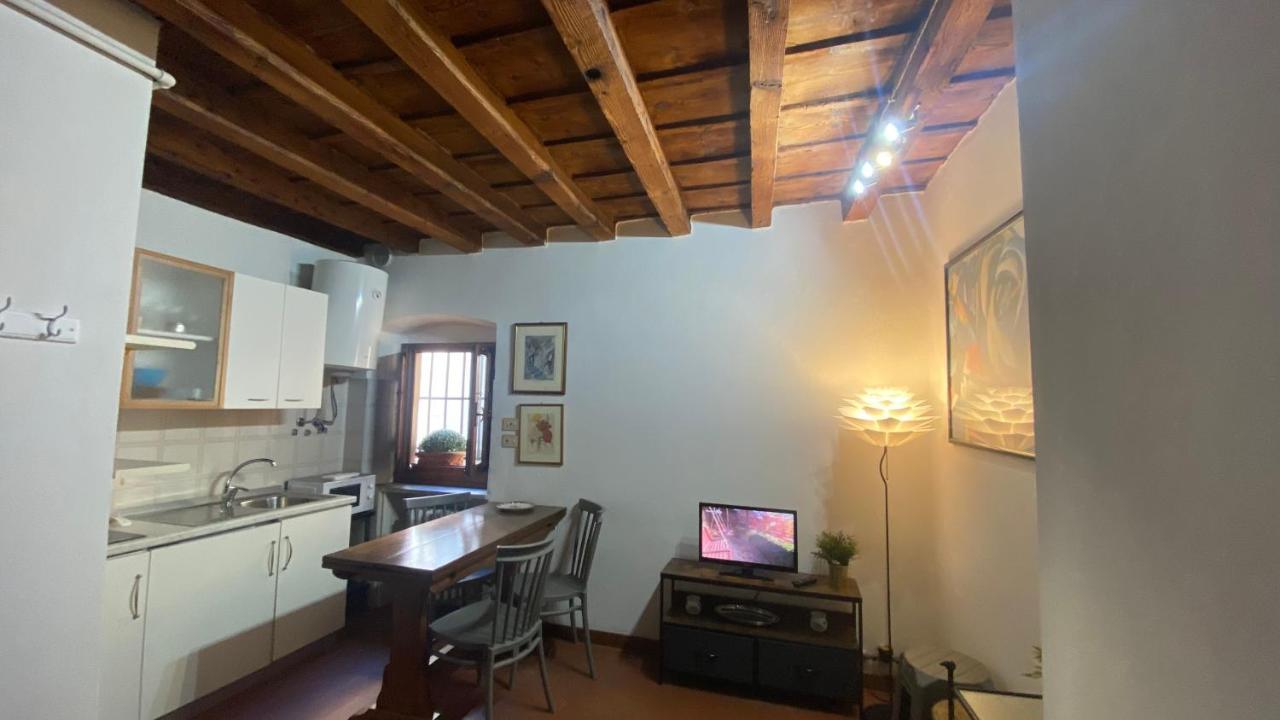 Appartamento In Chiasso Degli Armati