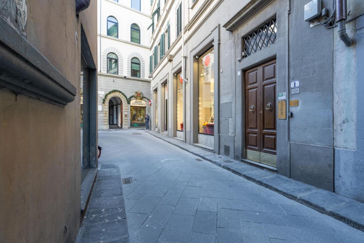 Oche Florence