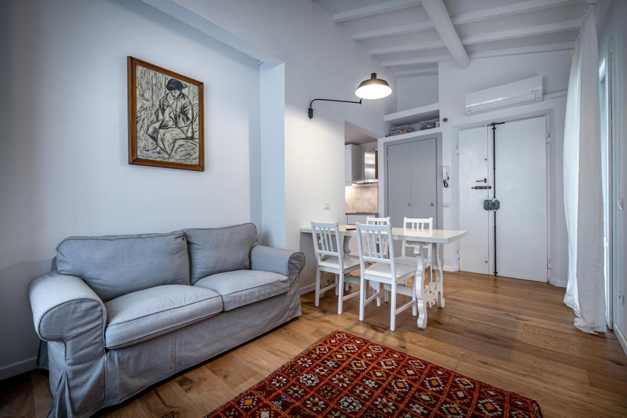 Jcl First In The Hearth Of Apartment *