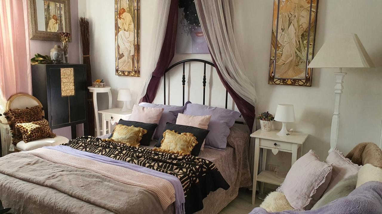 Holidays In Guest house Florence