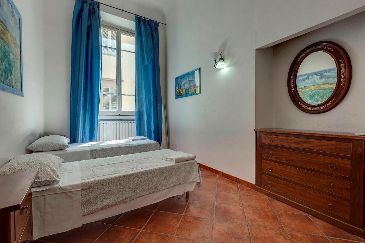 Ricasoli 17 G * Firenze