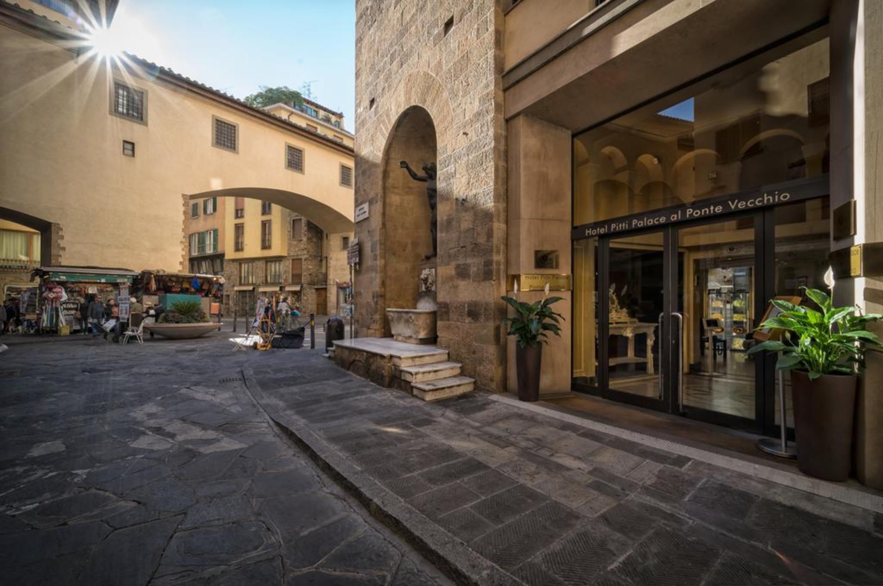 Pitti Palace Al Ponte Vecchio Florence