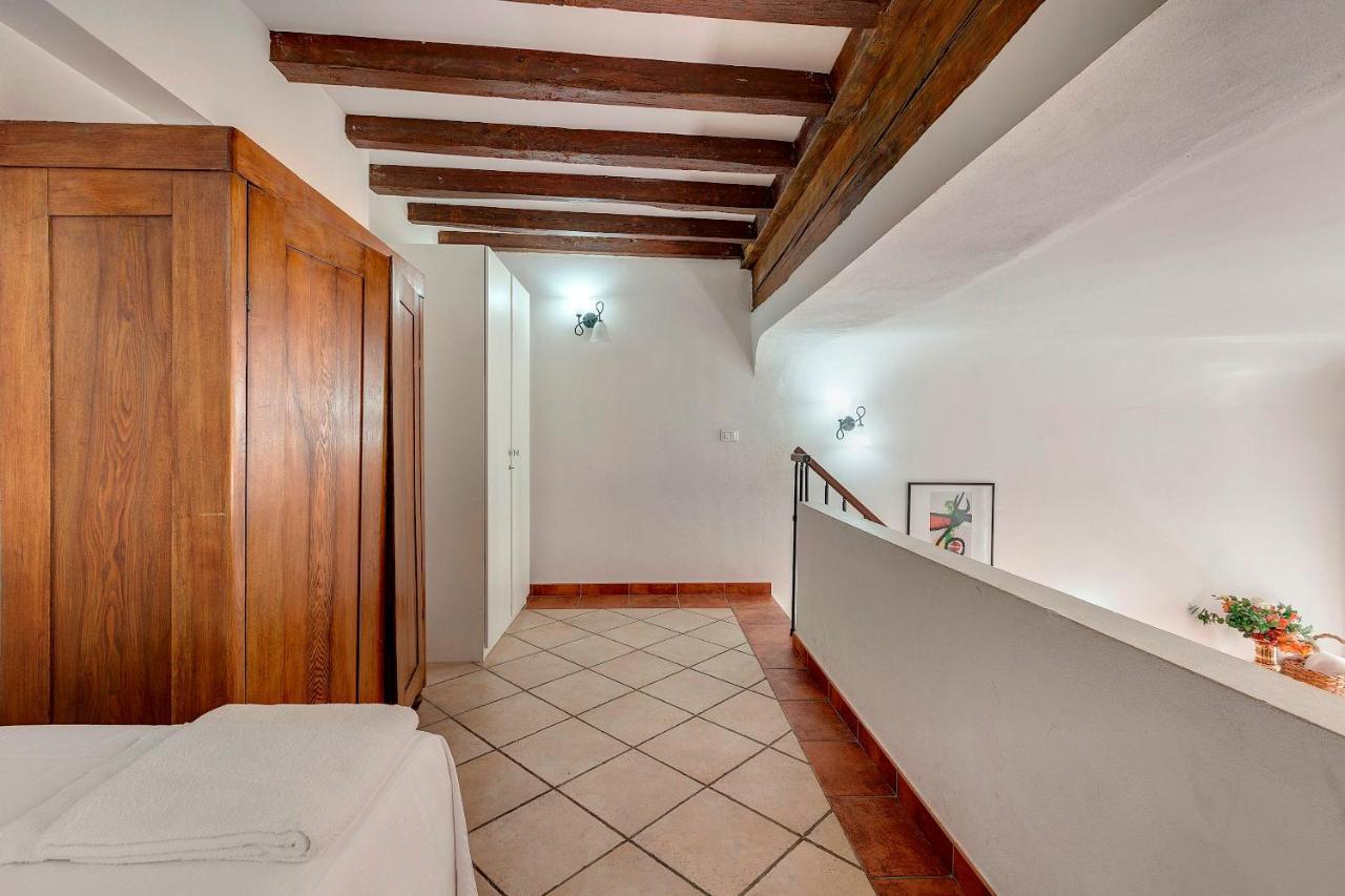 Appartamento Ricasoli 17 G *