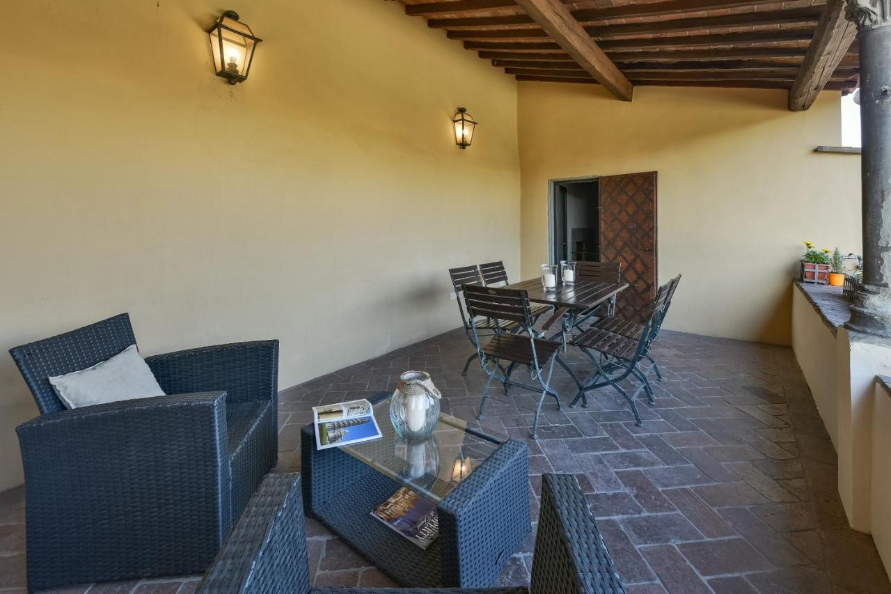 Buonarroti Big With Terrace In Oltrarno Apartment
