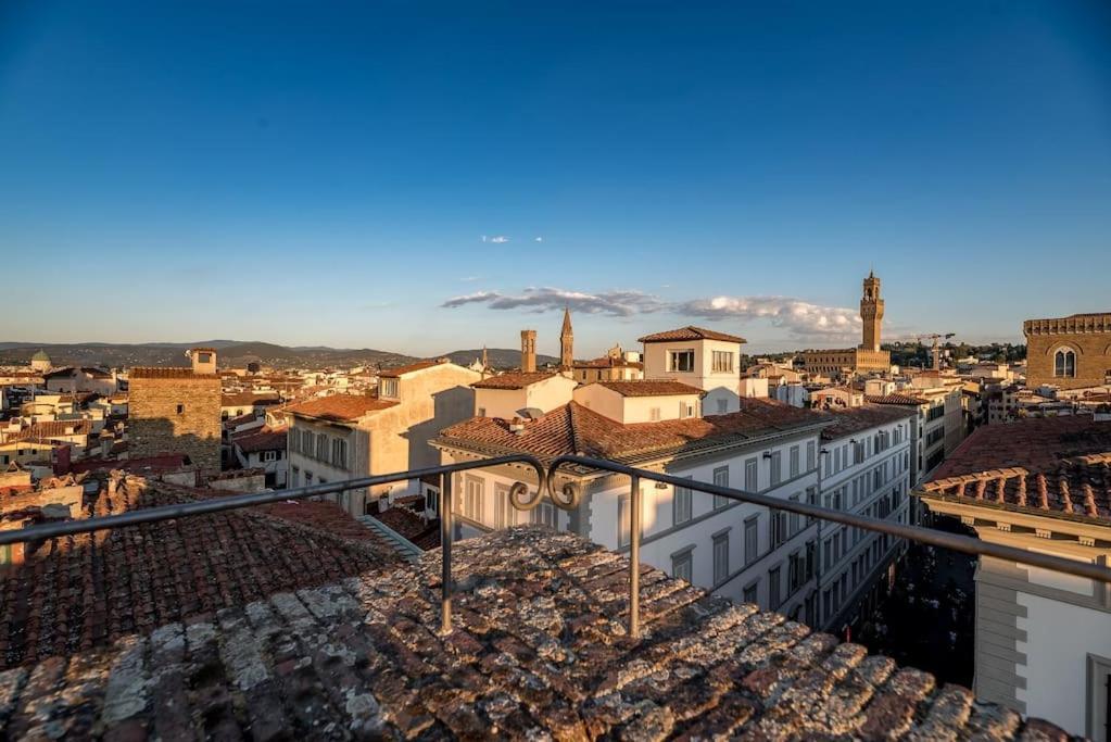 Luxury In Adimari's Tower With Terrace * Florence
