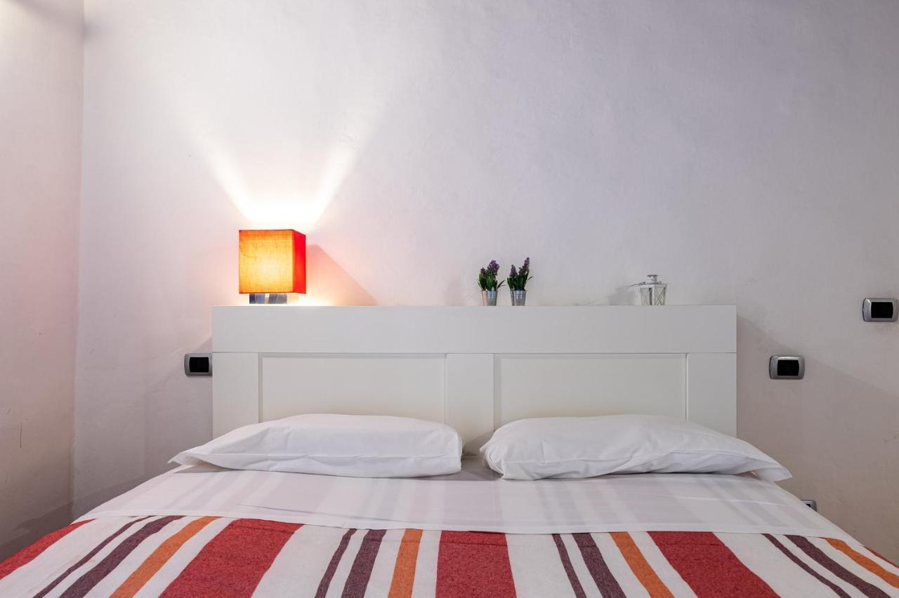 Sant'ambrogio Colorful Apartment *
