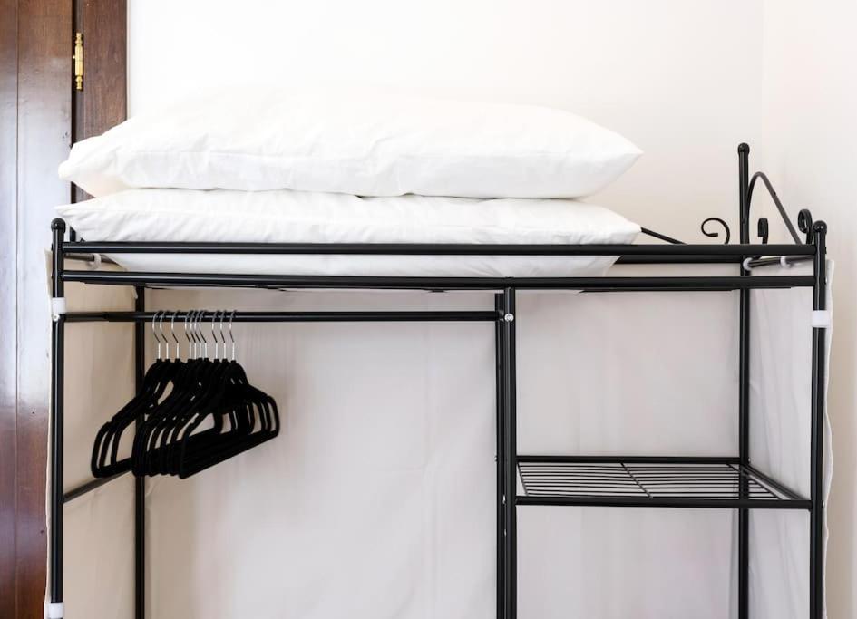 D/t Elegant & Spacious Flat 2' Walk Train Station Florence