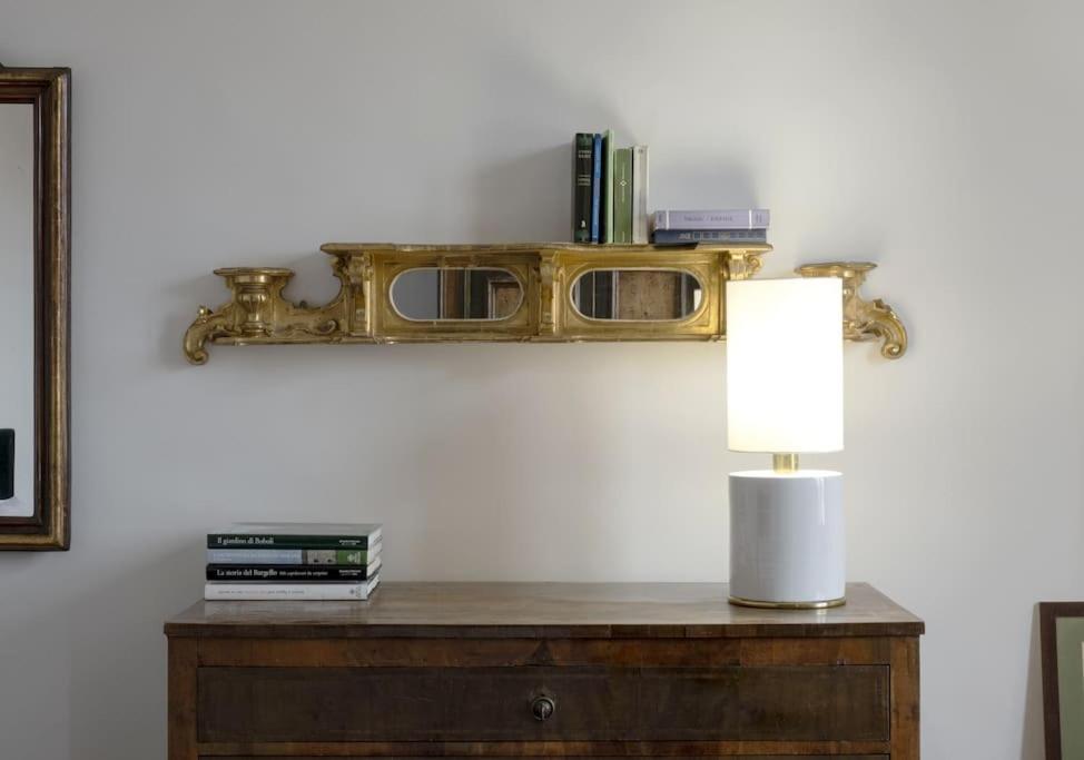D/t Elegant & Spacious Flat 2' Walk Train Station Florence
