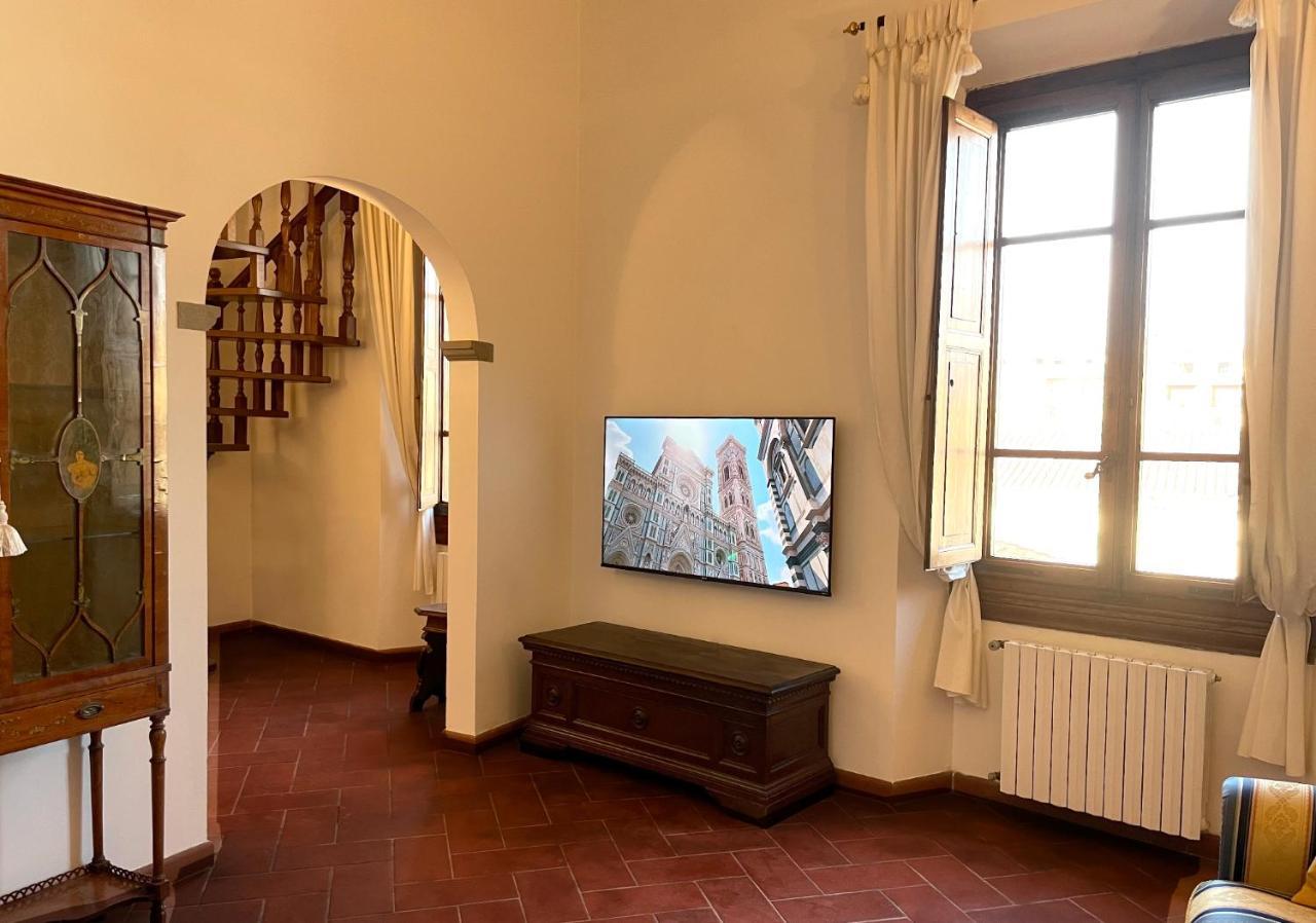 D/t Elegant & Spacious Flat 2' Walk Train Station Apartment *