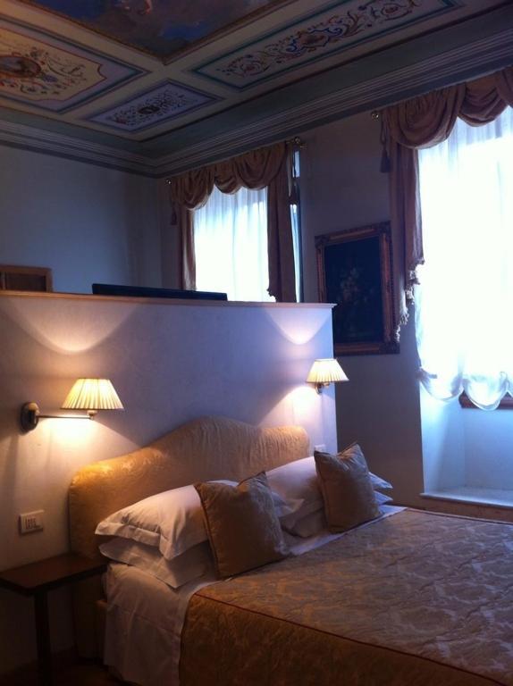 Tornabuoni La Petite Aparthotel Florence