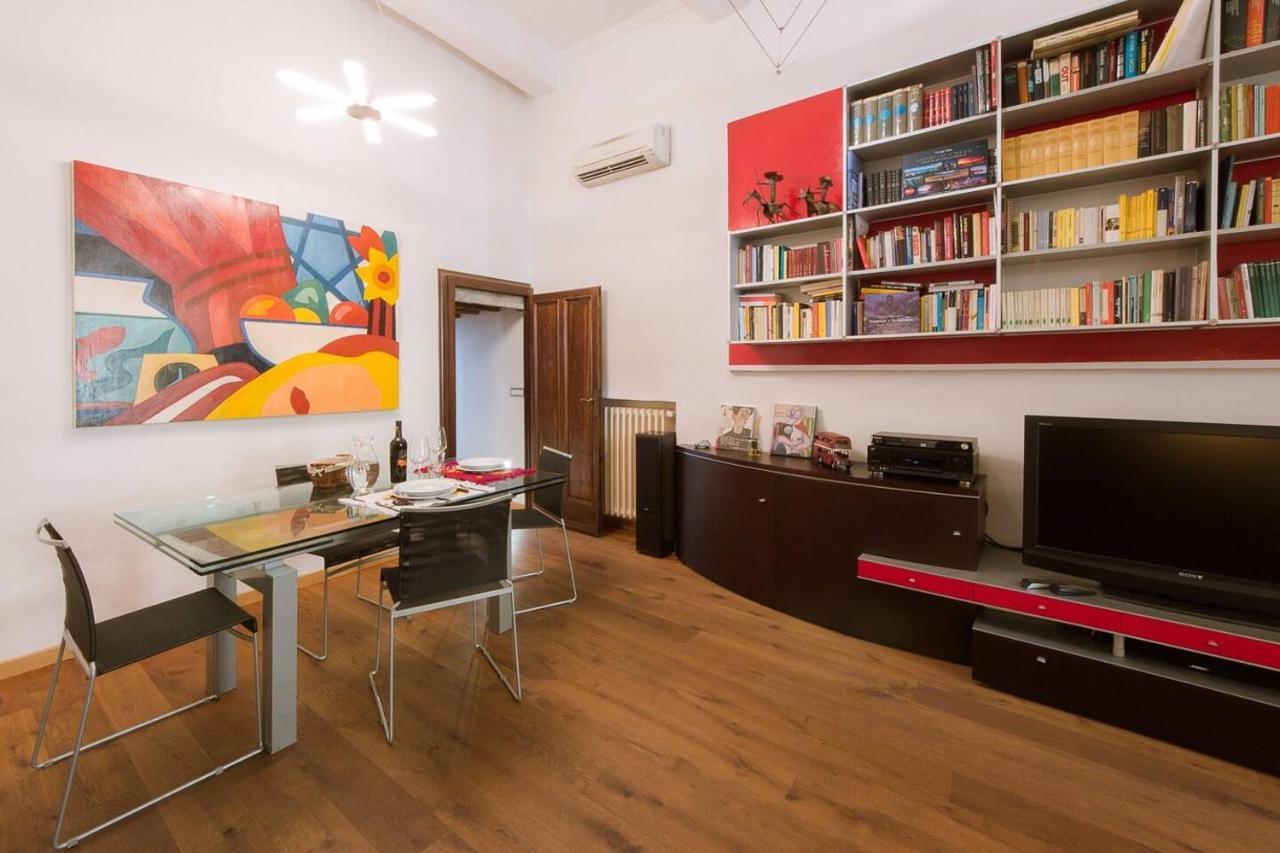 Florence- Serragli Contemporary Apartment Florence