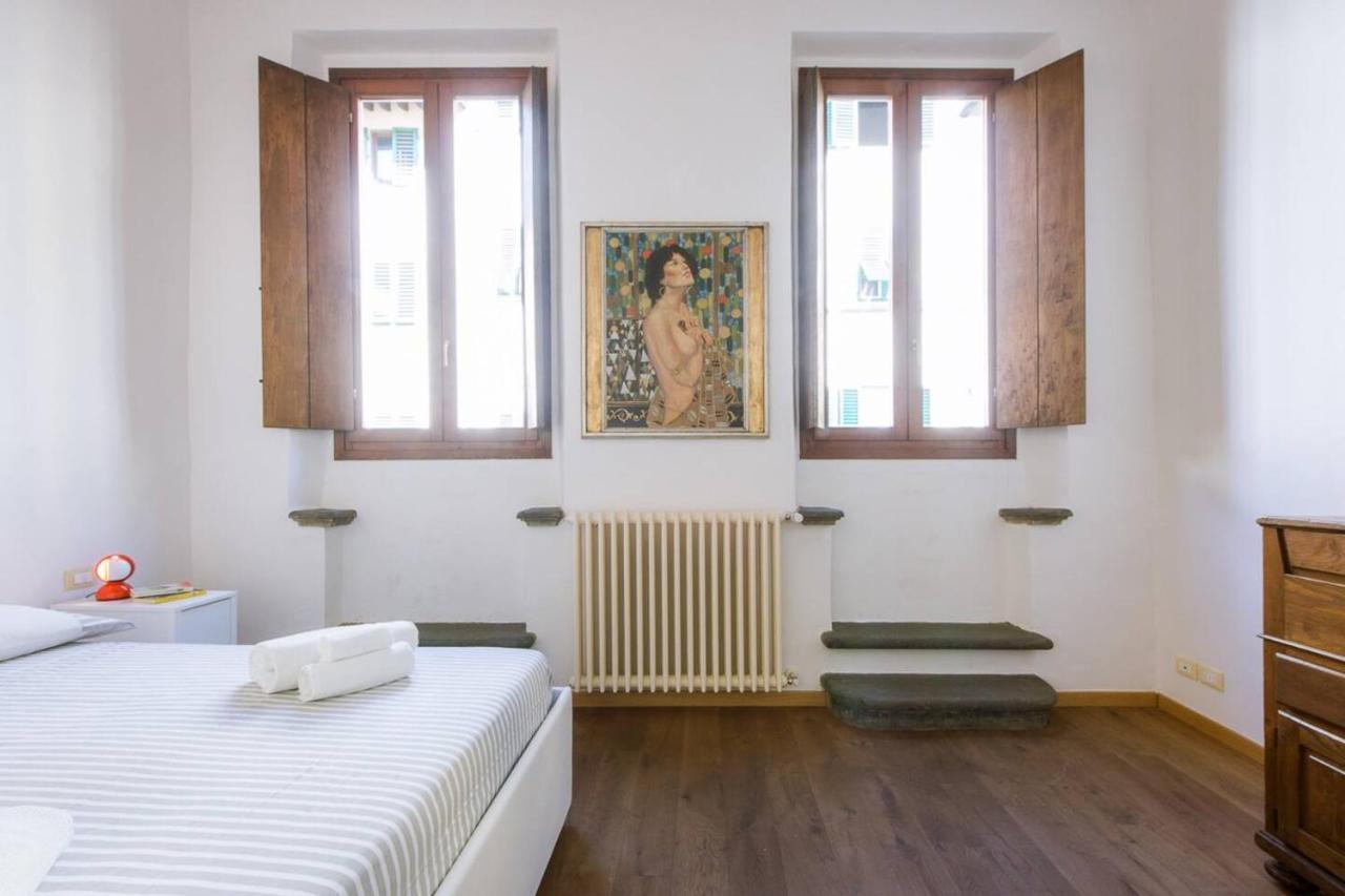 Florence- Serragli Contemporary * Florence