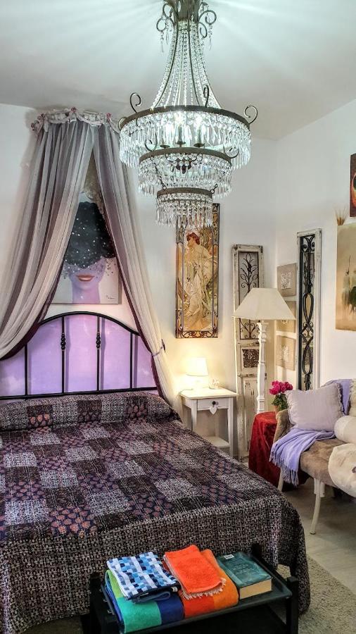 Holidays In Guest house