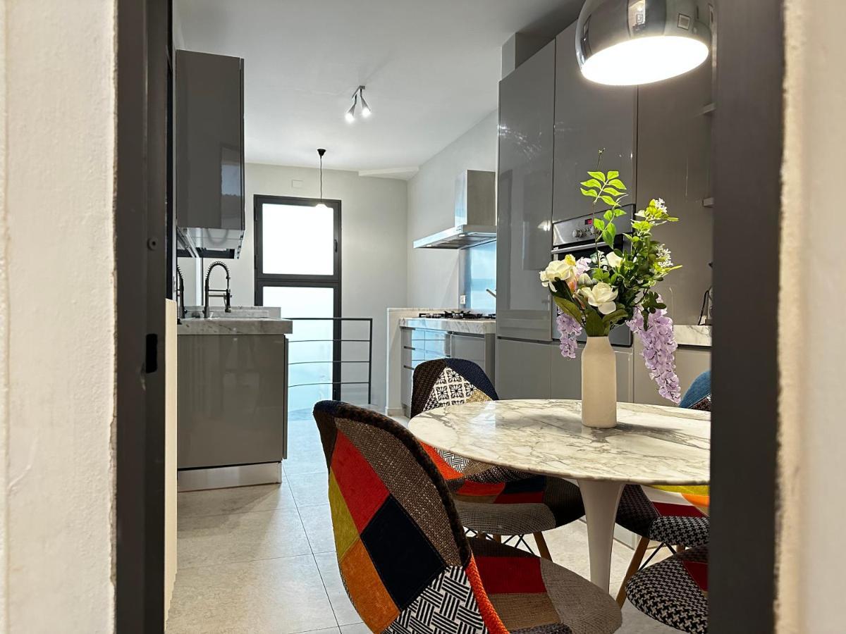 The Art Luxury Apartment