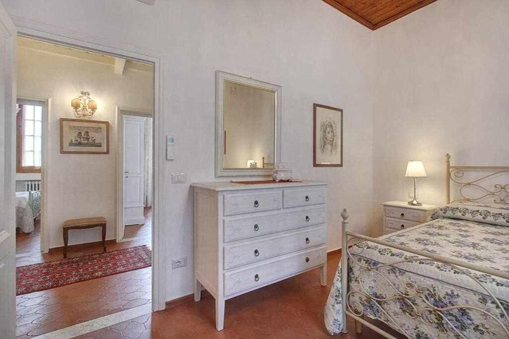 Santa Croce Elegant With Garage Appartamento Firenze