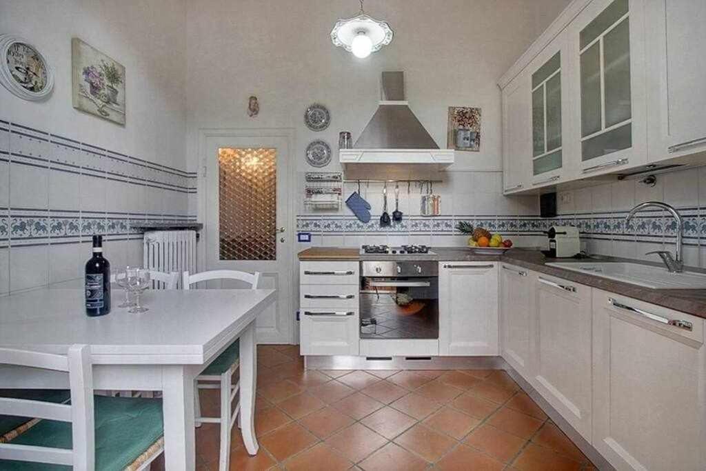 Appartamento Santa Croce Elegant With Garage