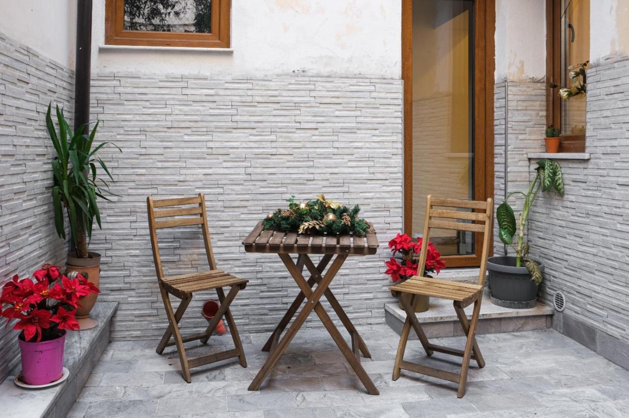 Apartment Piagentina 01 *
