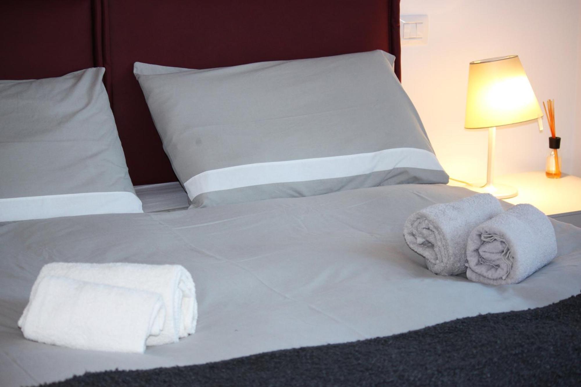 Notte Romantica A Apartment