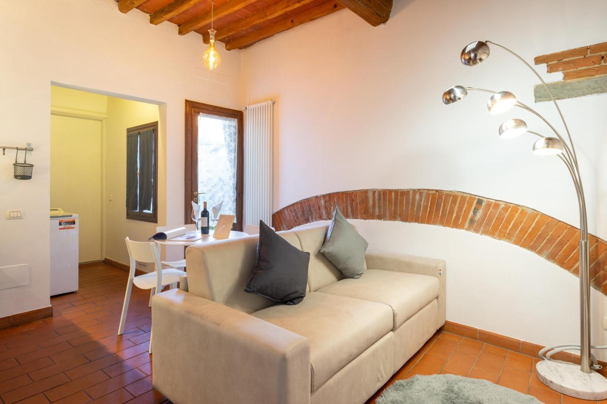 Tipica Cozy House + Parking! Firenze