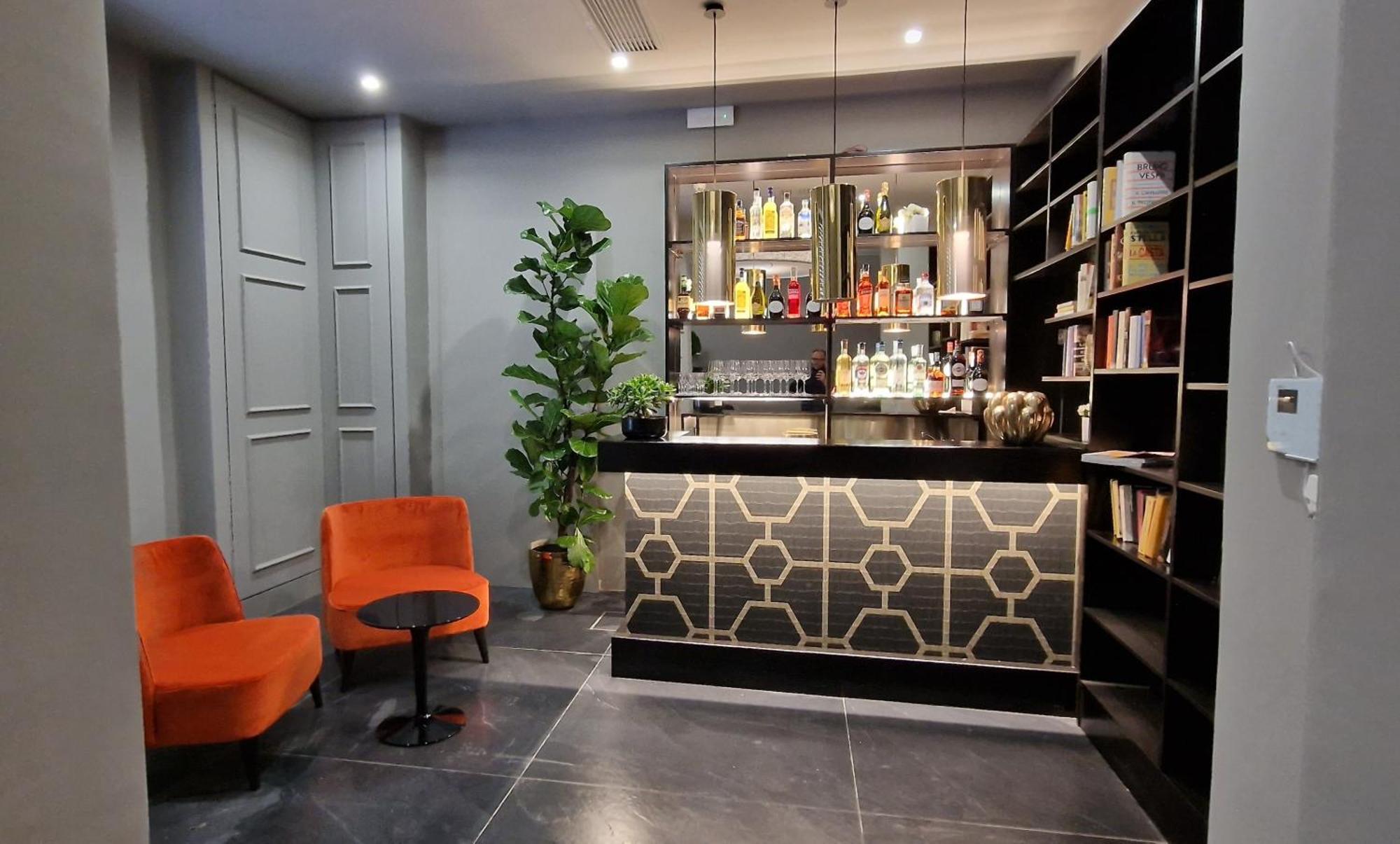 Flom Boutique 4*