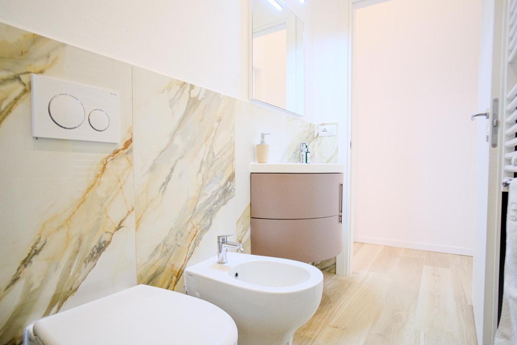 Cavour - Boutique In Appartamento *
