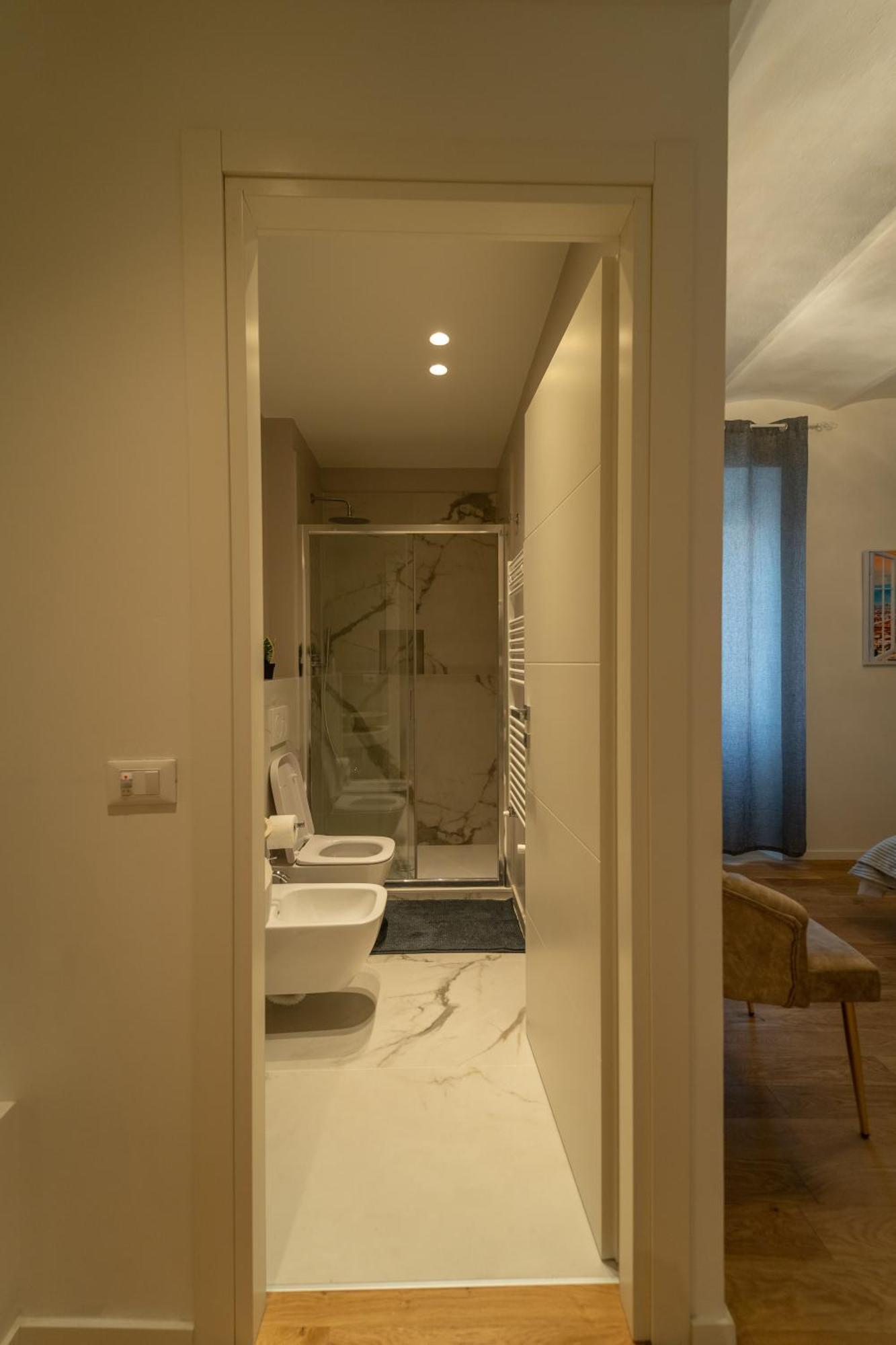 Liberty Seasons Guest house *