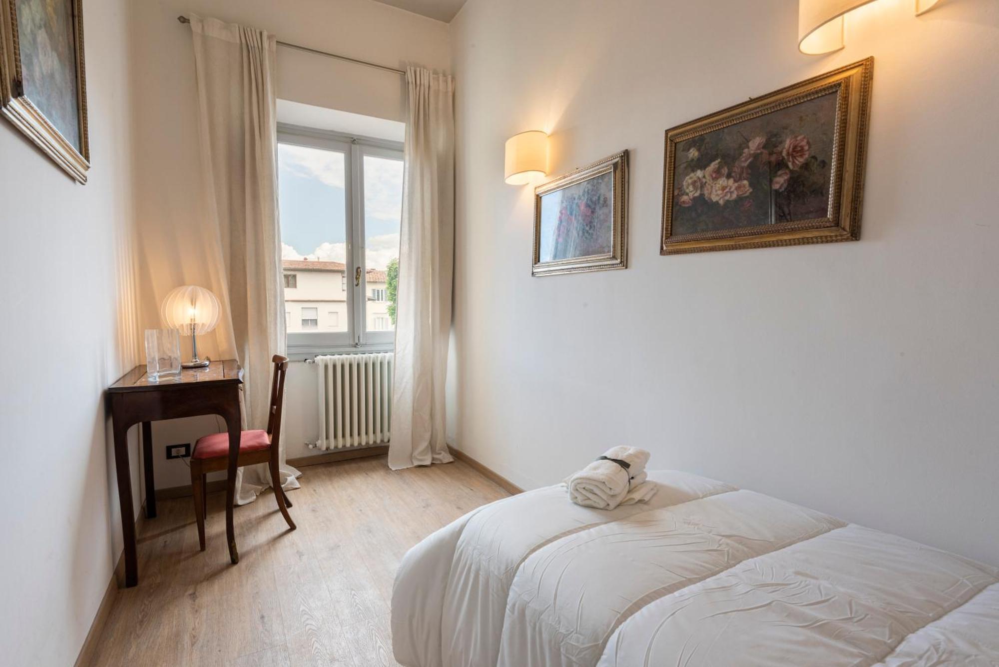 Apartment Vecchia Apartment, Free Parking Florence