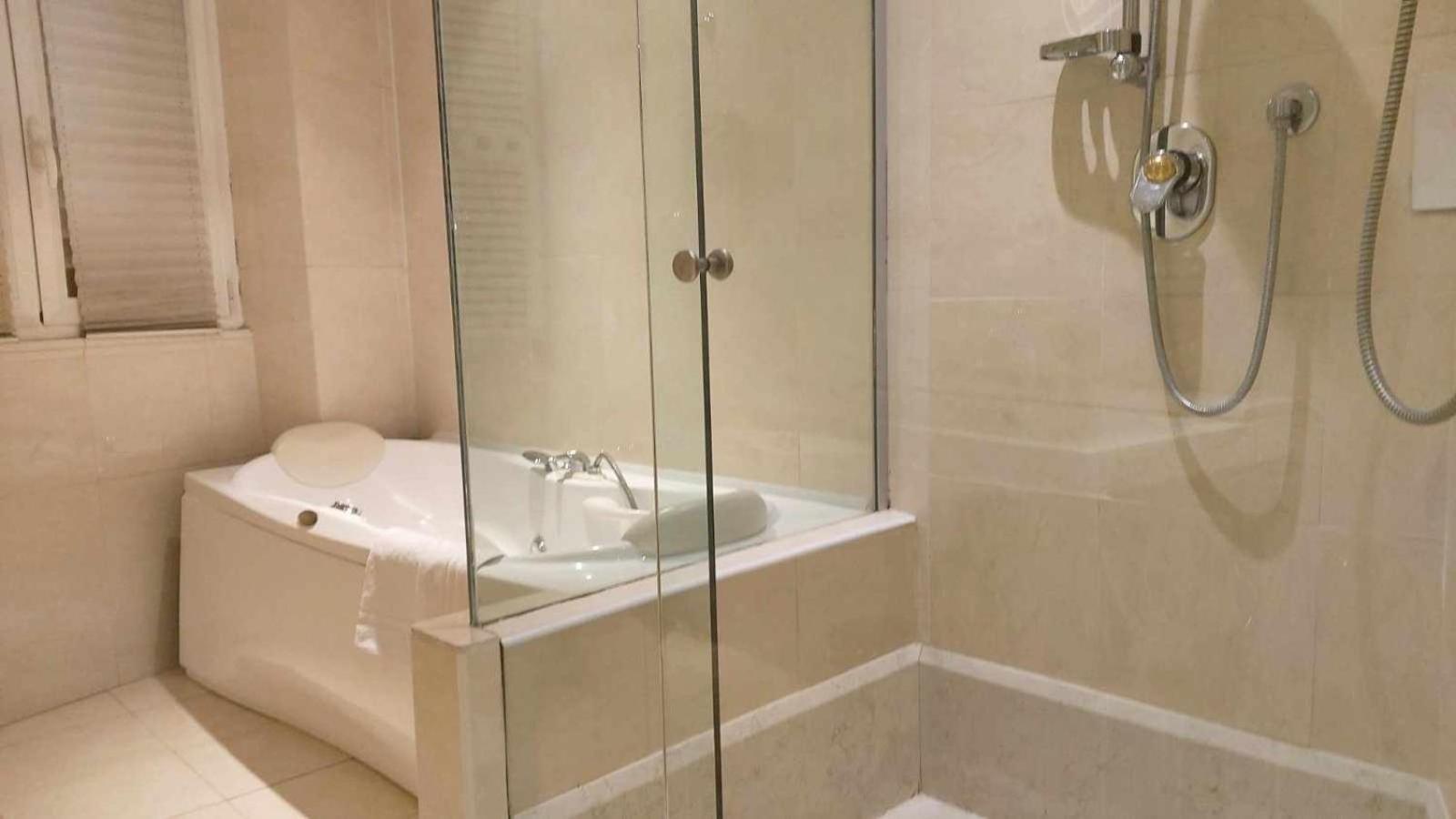 Tornabuoni La Petite 4* Florence