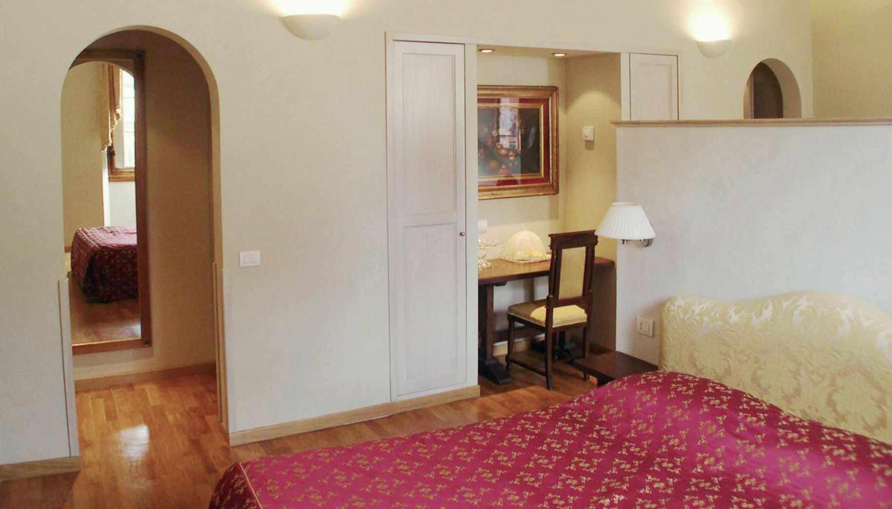 Tornabuoni La Petite Aparthotel Florence
