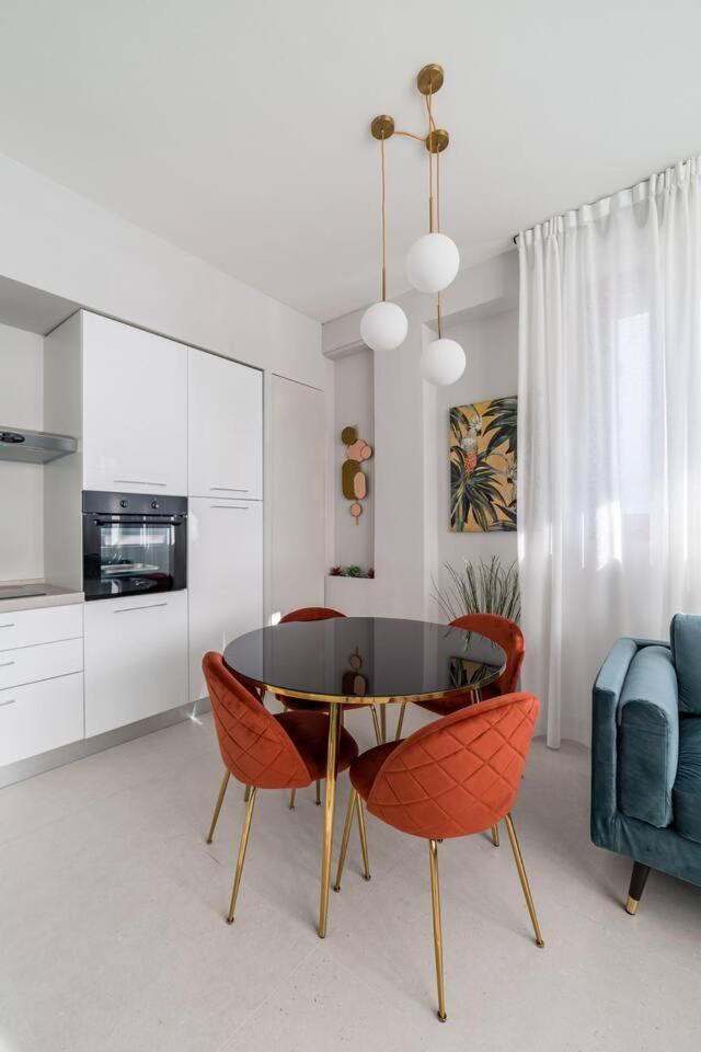 The Bright Apartment
