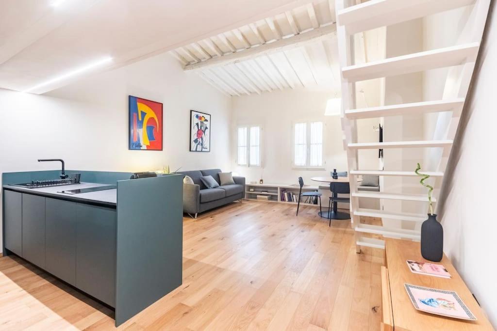 Apartment B-suite Florence