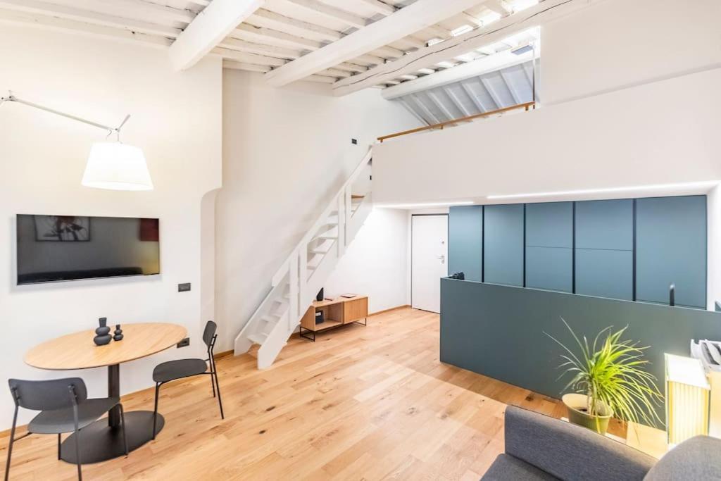 B-suite Apartment