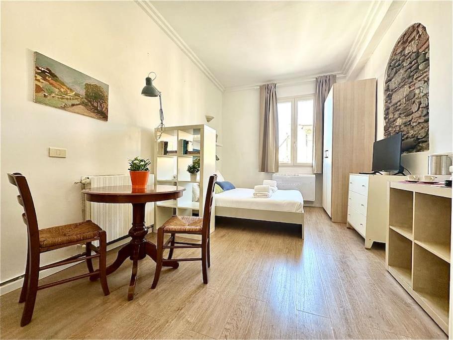 Apartment Warm Retreat In The Heart Of Cls Station Florence