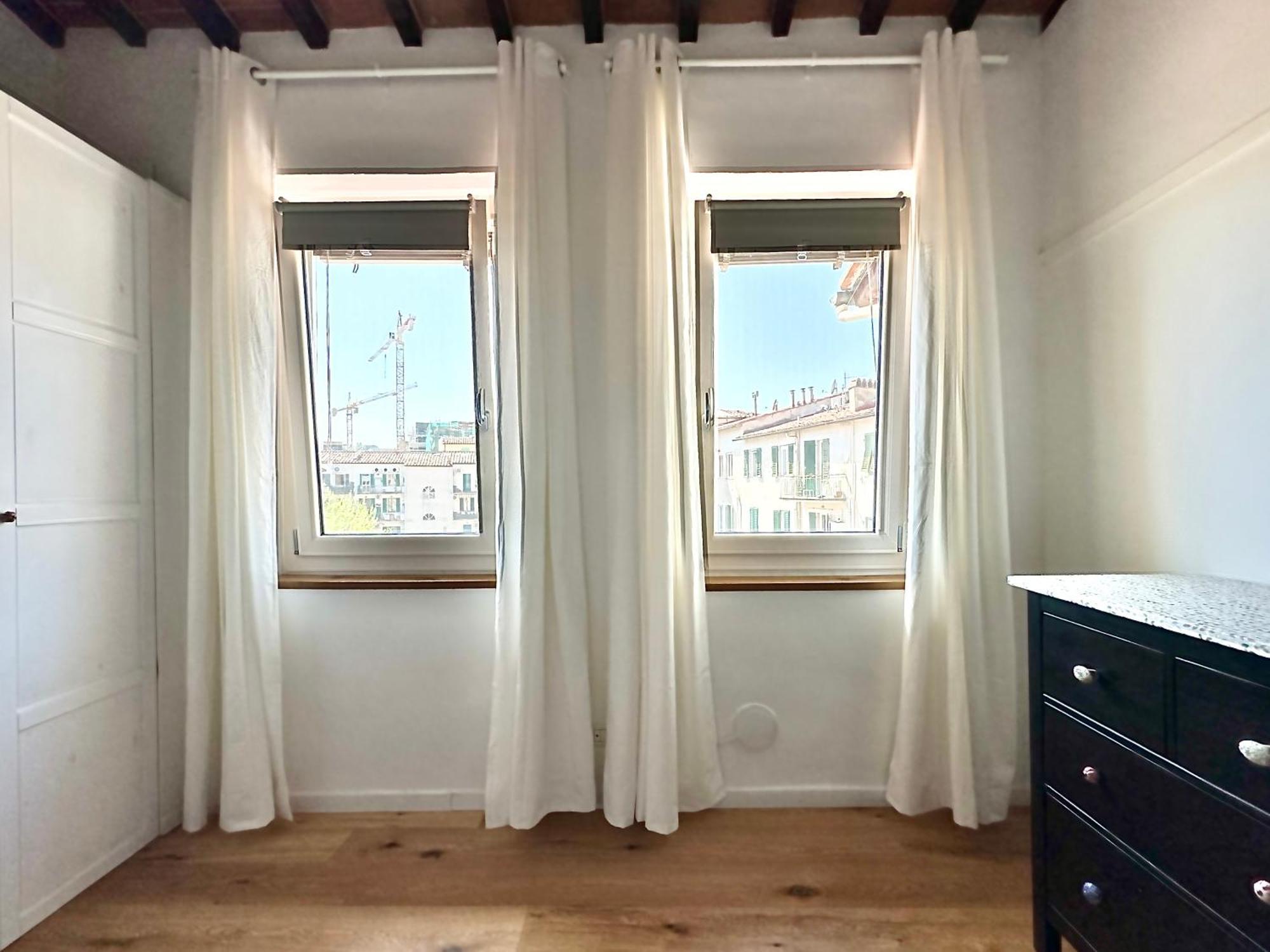 Warm Retreat In The Heart Of Cls Station Apartment Florence