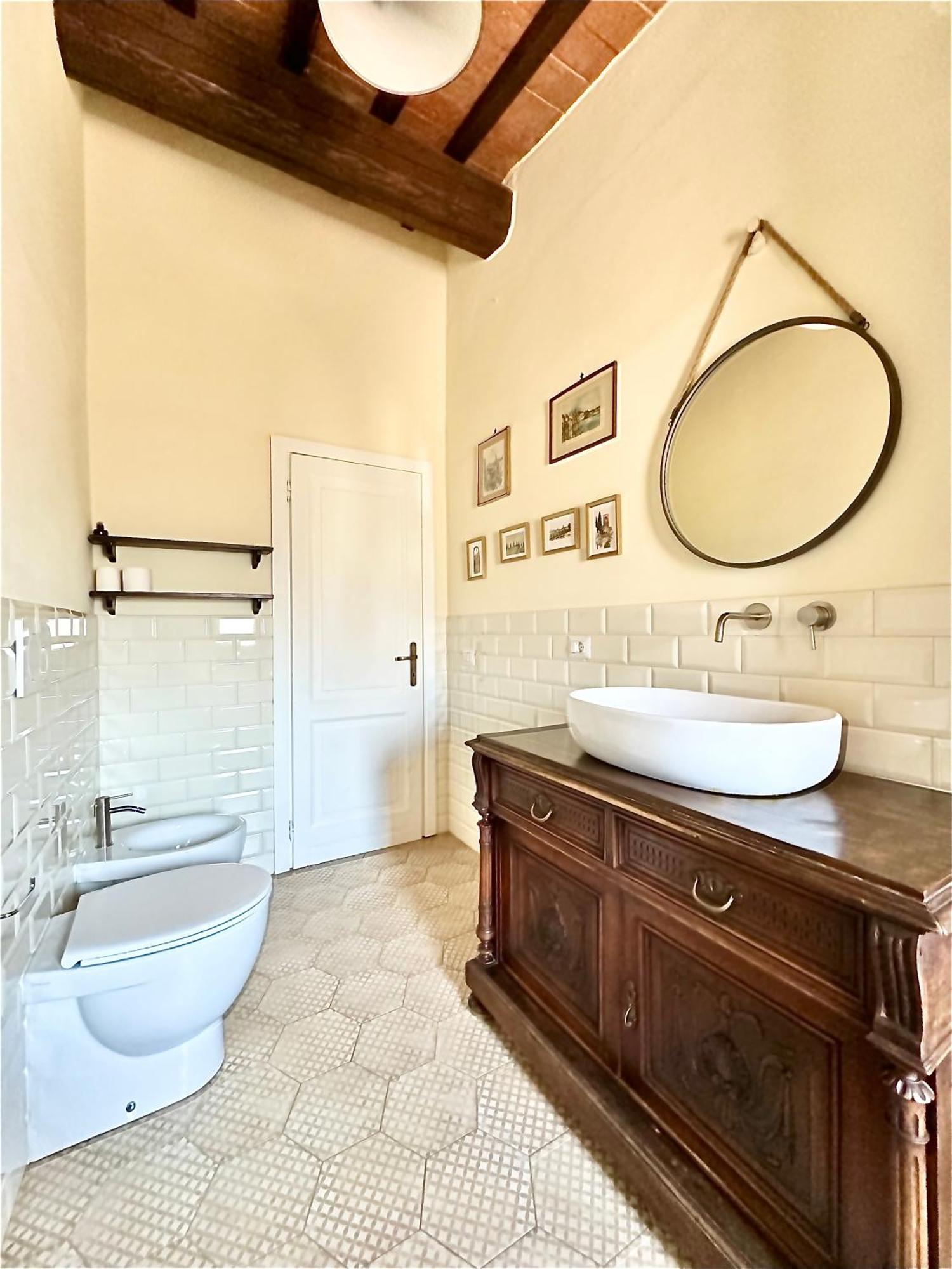 Apartment Warm Retreat In The Heart Of Cls Station Florence