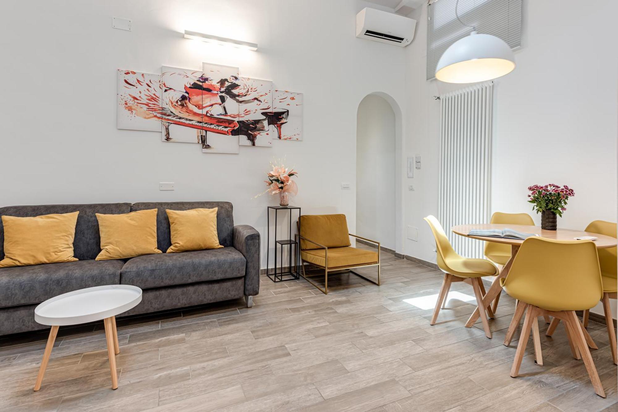 Serenity - Sweet Dreams In Apartment Florence