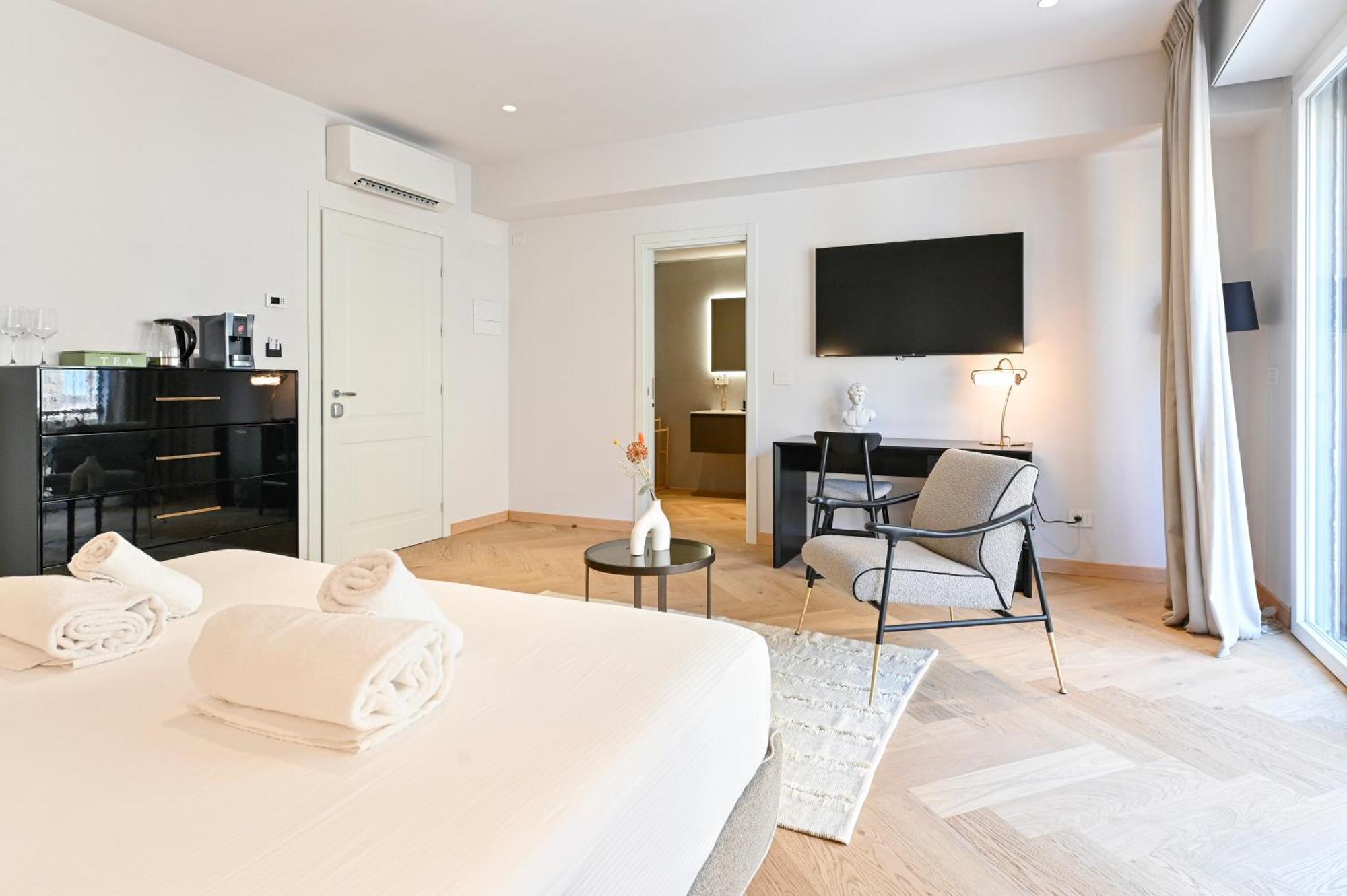 Guest house The Old Palace- Luxury Signoria