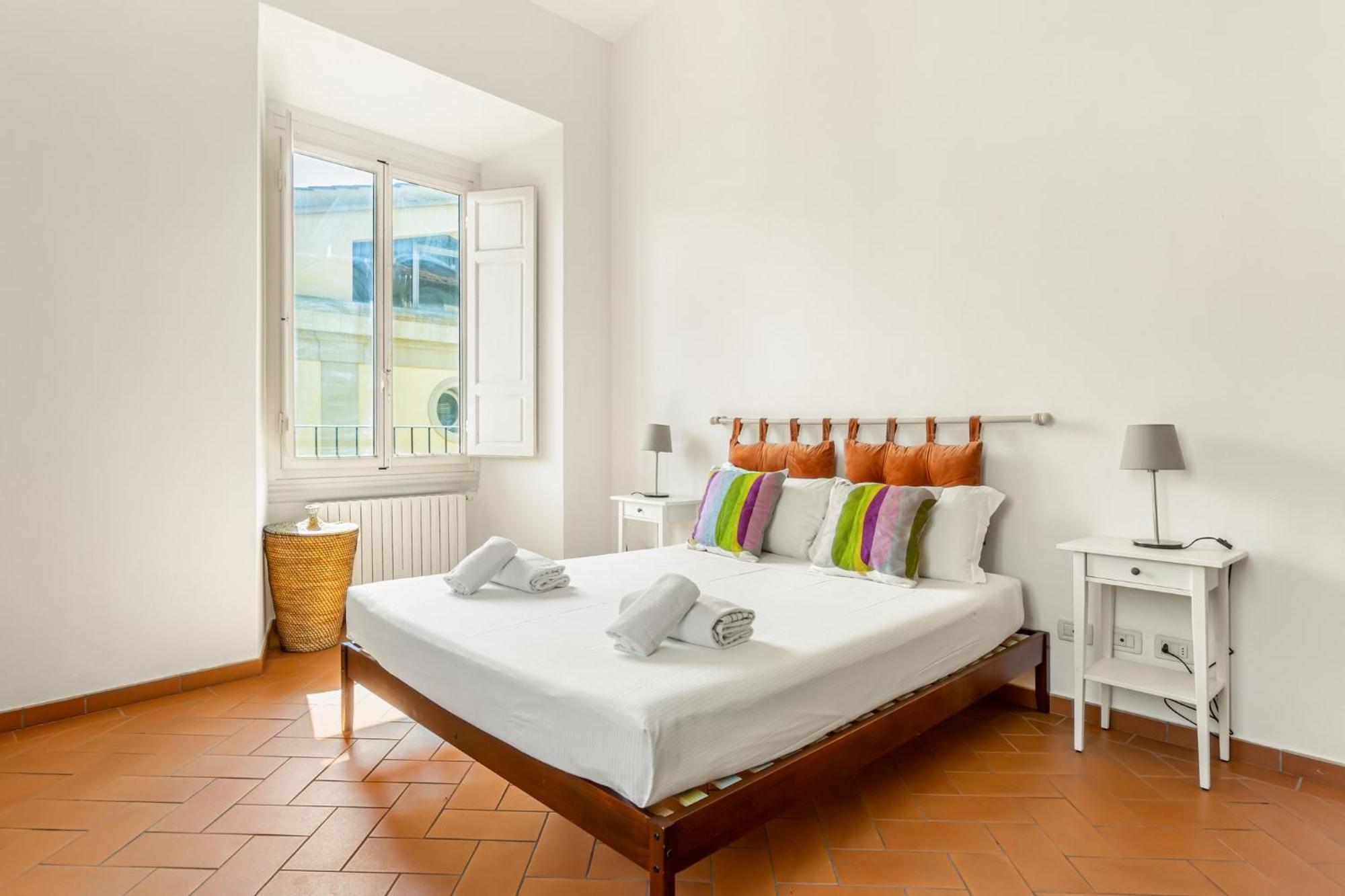 Apartment The Lions' In The Historic Centre X8 *