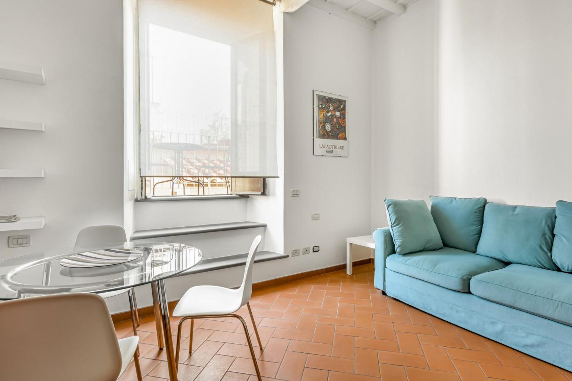 Apartment The Lions' In The Historic Centre X8