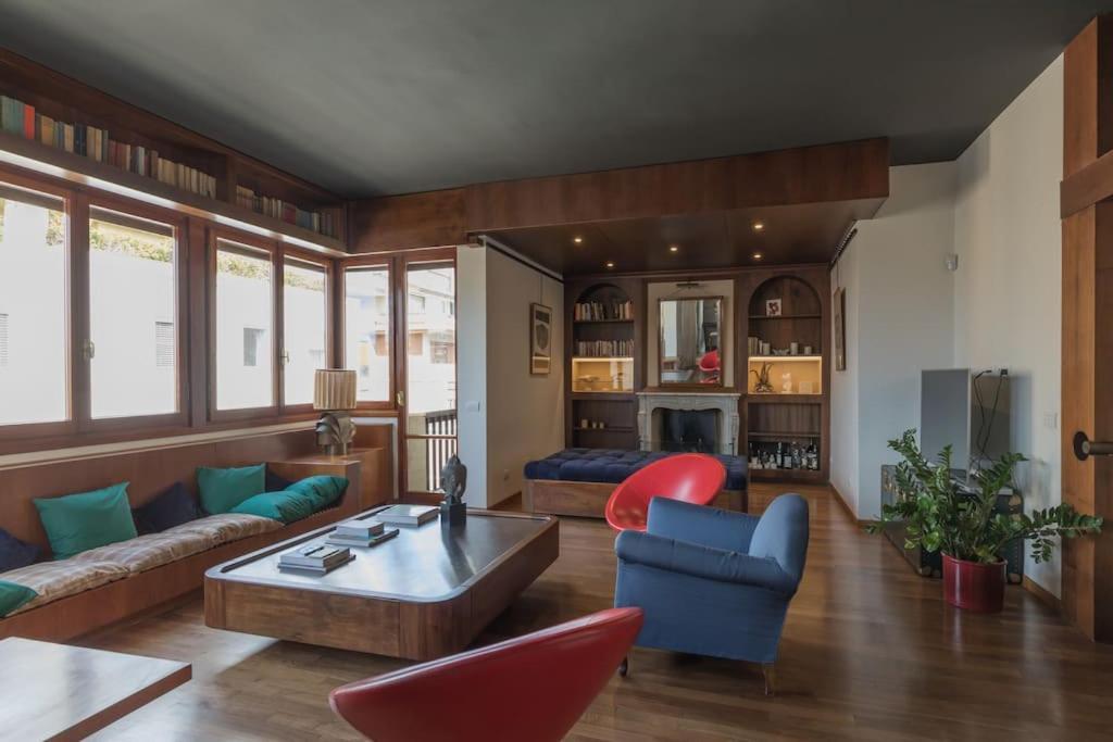 Luxury Flat - Enzo Ferrari's Ex Lover Apt Apartment *
