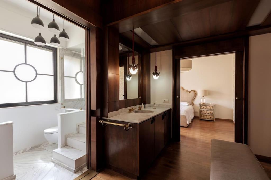 Apartment Luxury Flat - Enzo Ferrari's Ex Lover Apt Florence