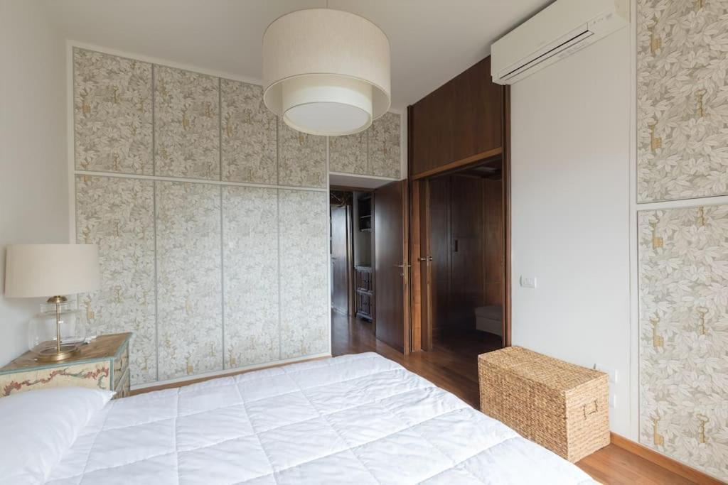 Luxury Flat - Enzo Ferrari's Ex Lover Apt Apartment Florence