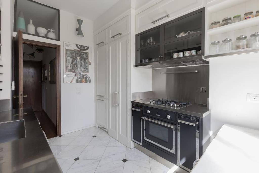 Luxury Flat - Enzo Ferrari's Ex Lover Apt *